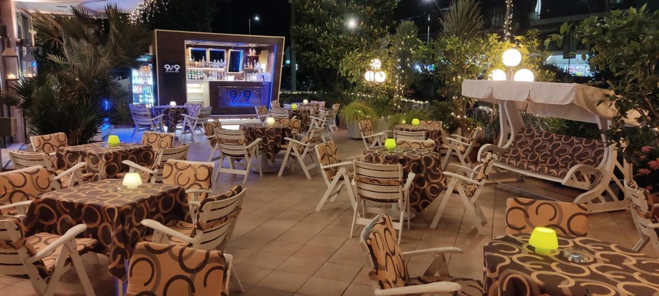 Hotel Adele Bellaria – Igea Marina Kültér fotó