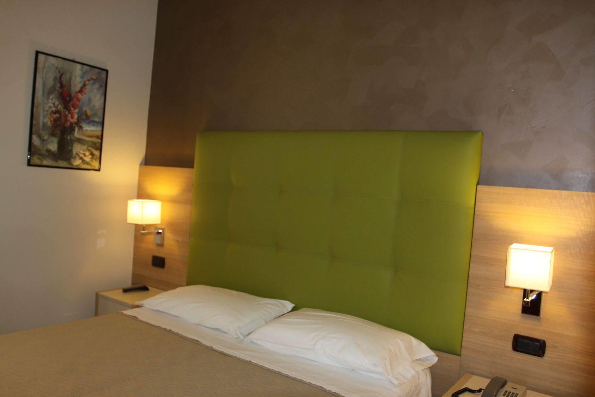 Hotel Adele Bellaria – Igea Marina Kültér fotó