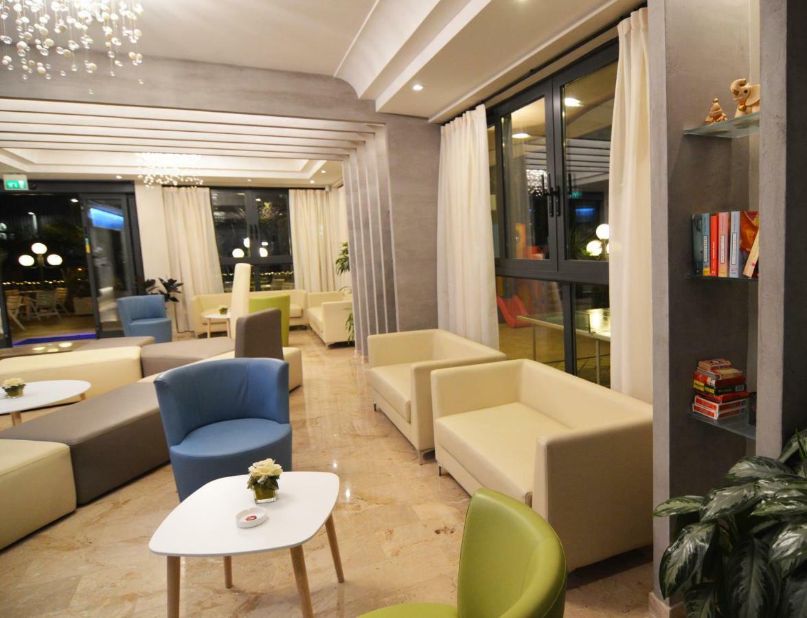 Hotel Adele Bellaria – Igea Marina Kültér fotó